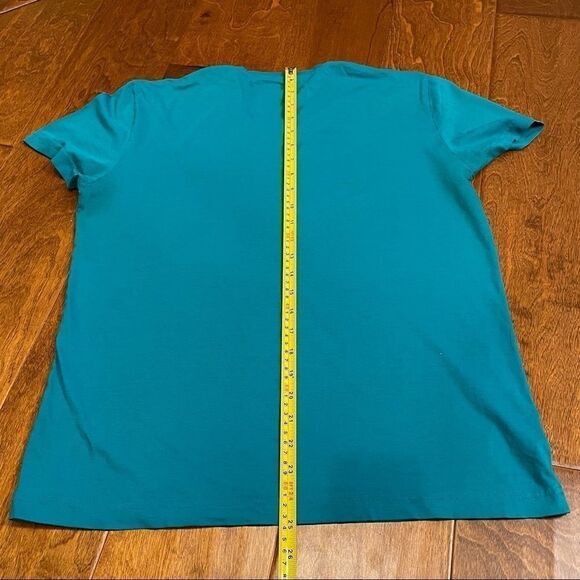 Basic V-Neck Bundle Lacoste, Old Navy Shirts Small - Picture 15 of 16